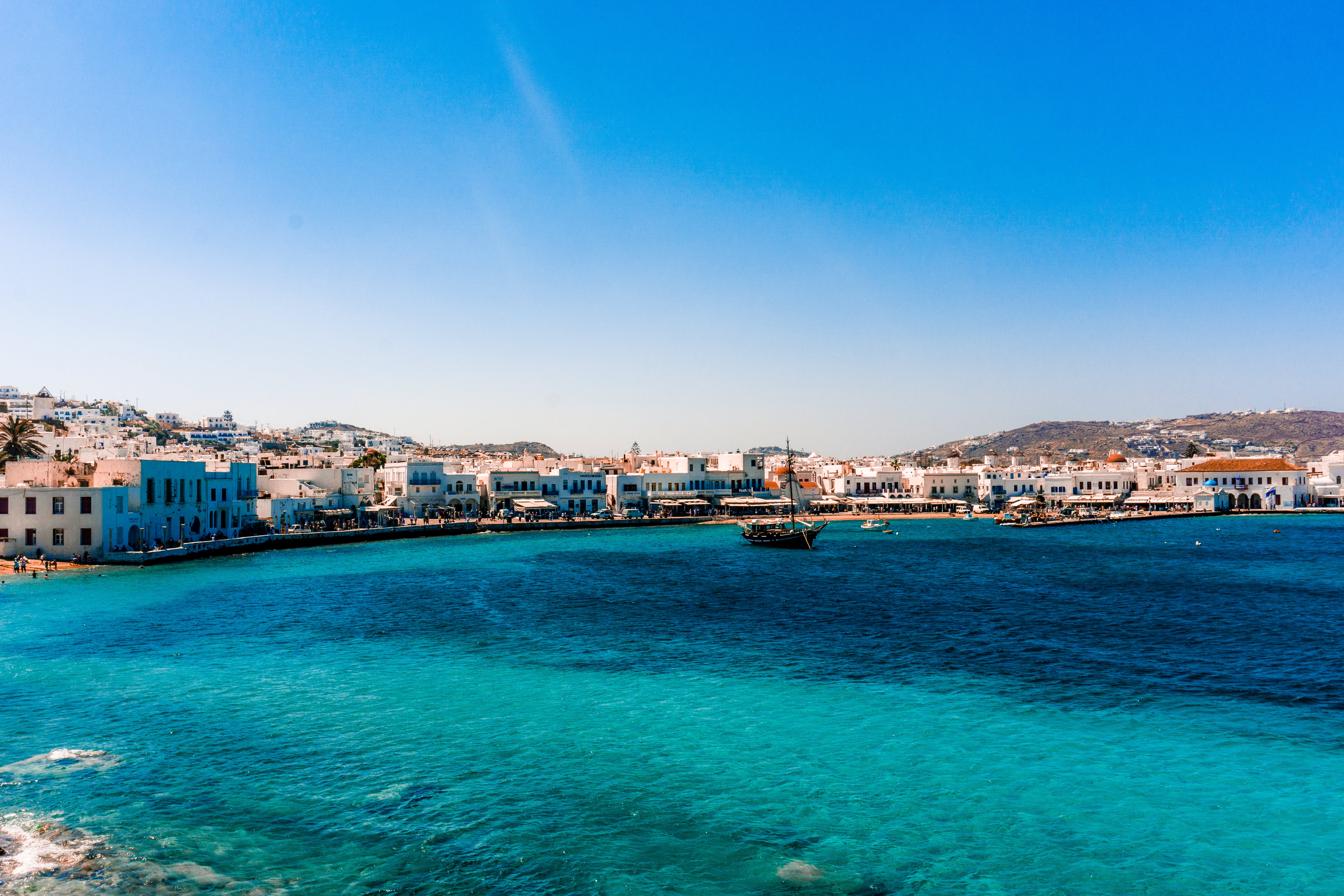 Unveiling Mykonos: A Guide to Blissful Aegean Escapes